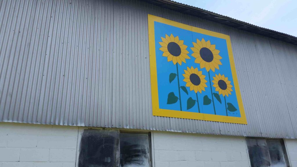 sunflower barn quilt