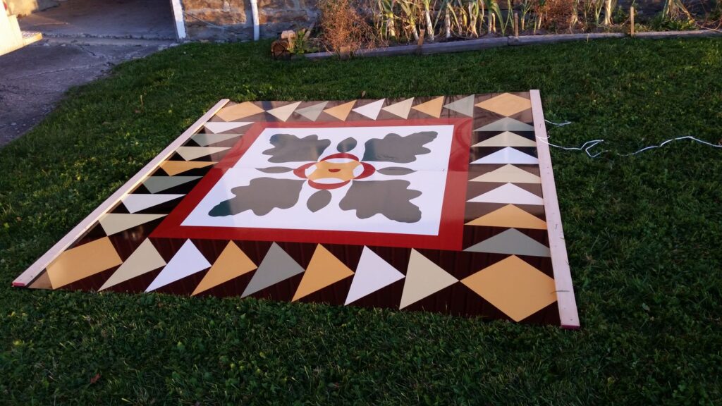 oakl leaf barn quilt